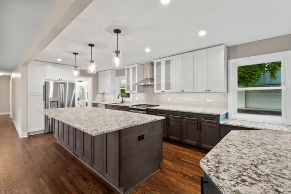 rs=w_600,cg_true,m (1)