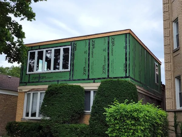 rs=w_600,cg_true,m (10)