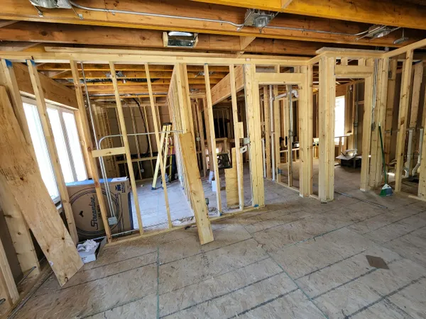 rs=w_600,cg_true,m (11)