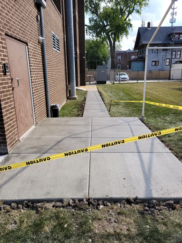 rs=w_600,cg_true,m (26)